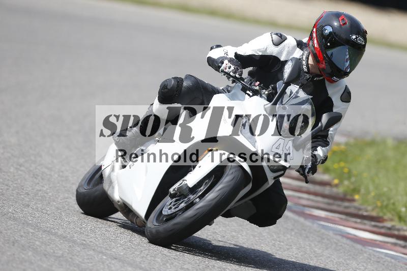 /27 12.06.2025 Ducati Schweiz Trackday Warmup  ADR/blau-bleu/41